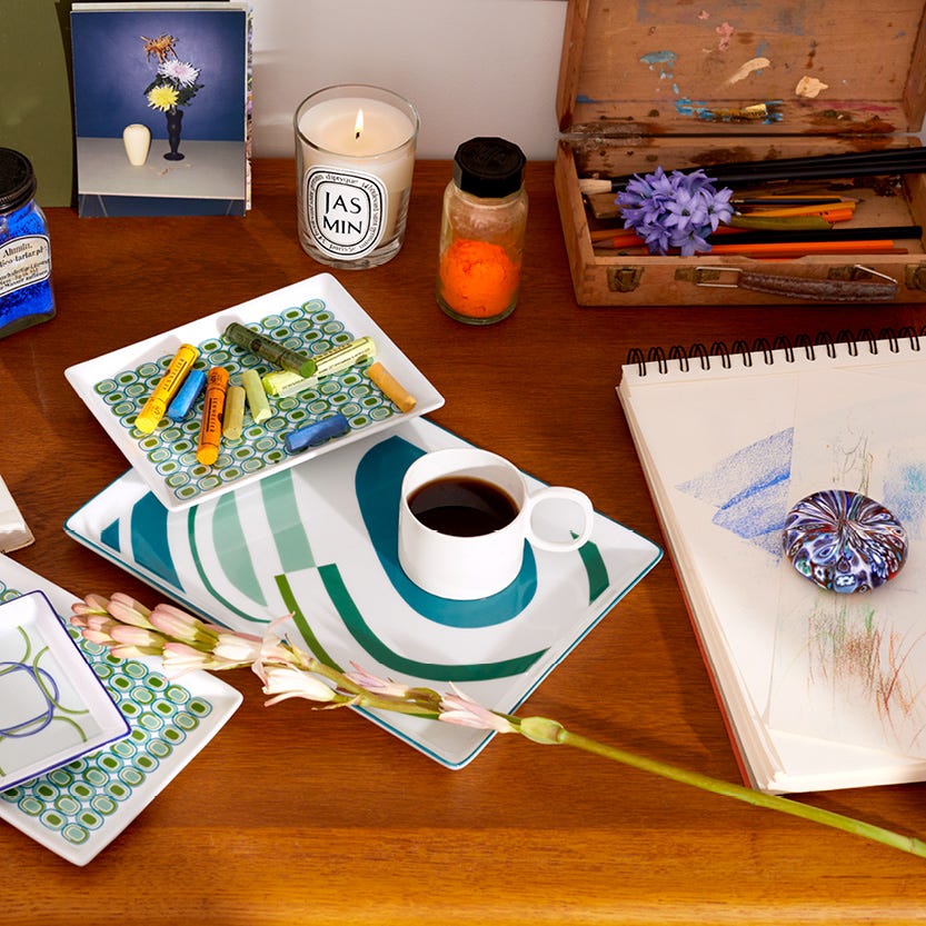 Oval in Colors Tray - Large