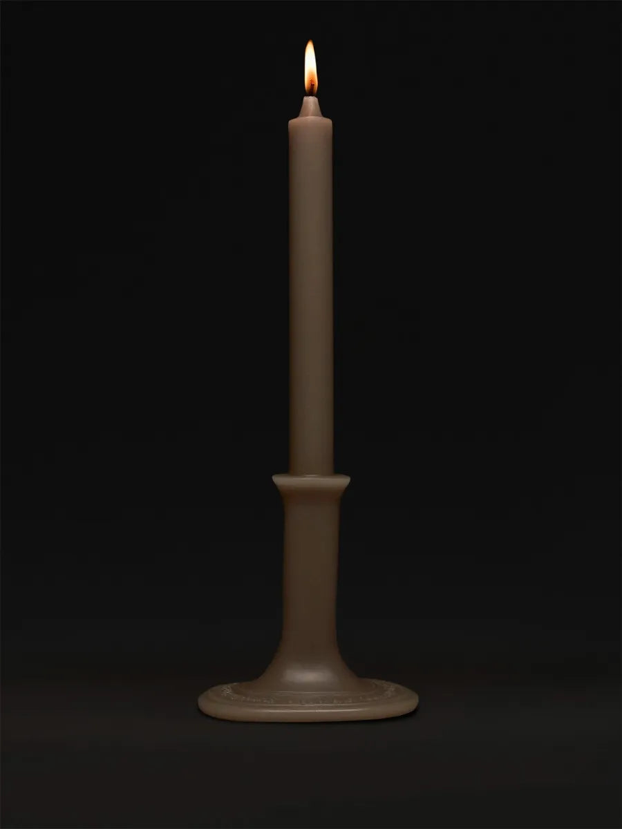 white-description white-dots