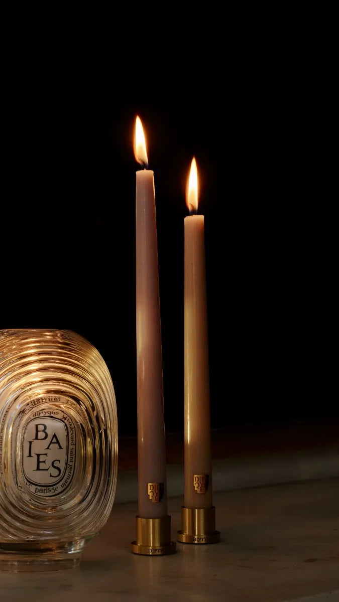 edito-image white-dots 